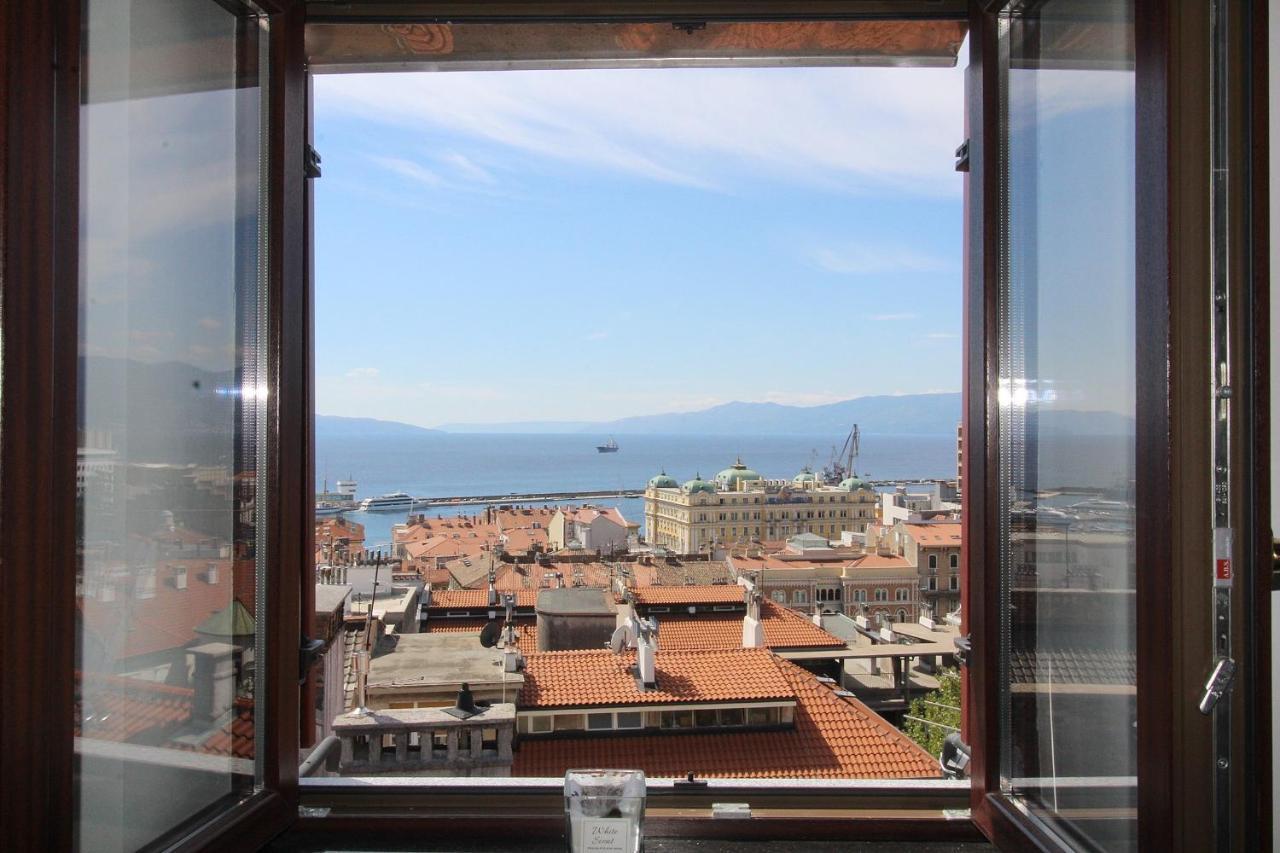Penthouse Rijeka Centar Apartment Exterior photo